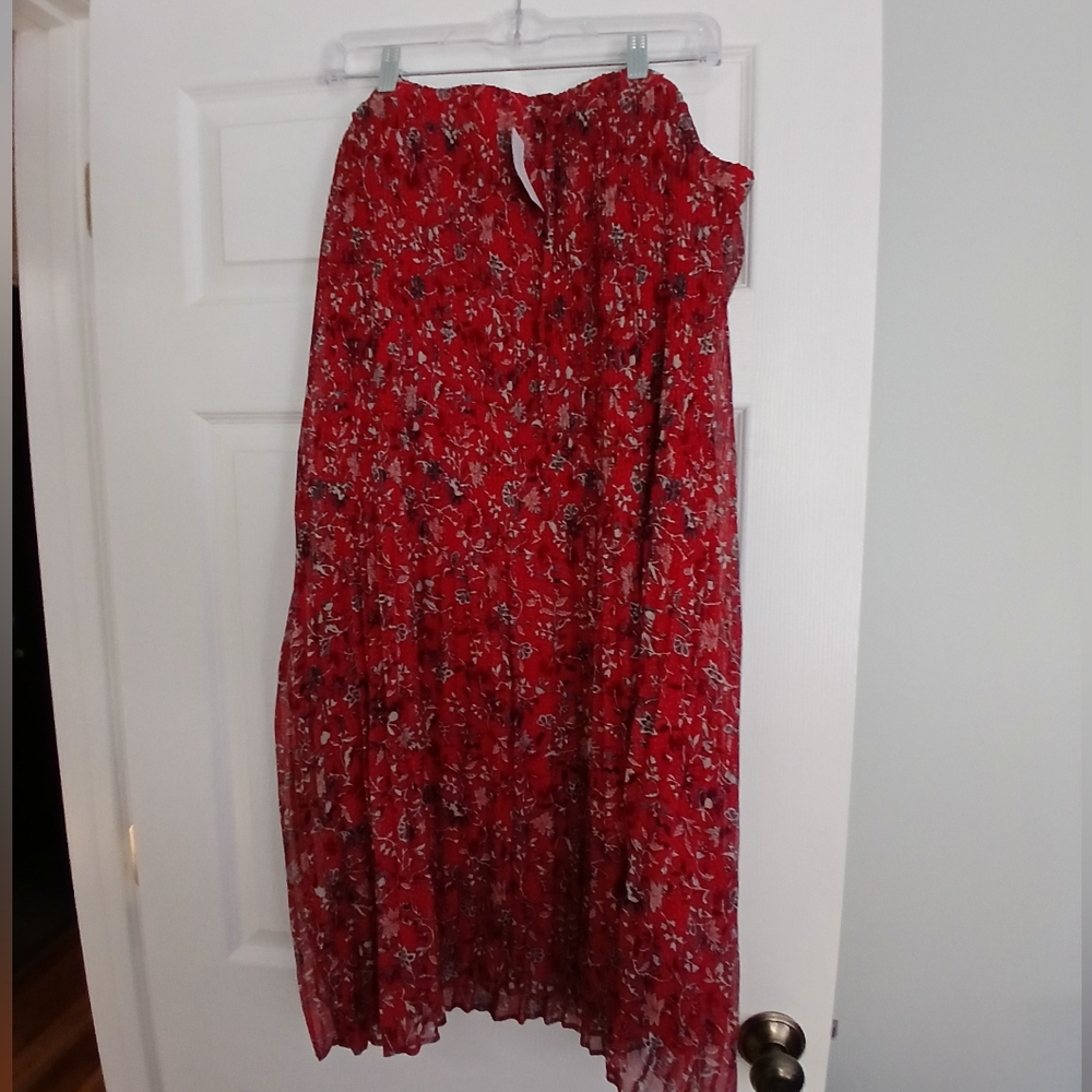 CJ Banks Red Floral Pleated Skirt